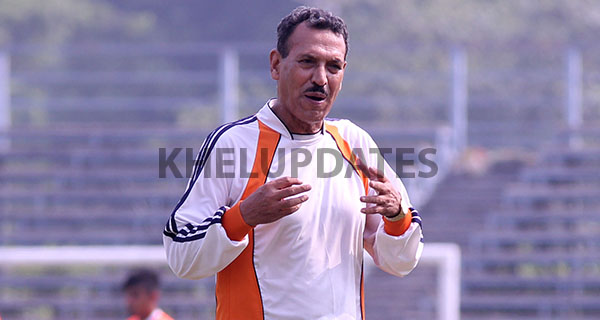 Former Mohun Bagan coach Subrata Bhattacharya said that Mohun Bagan and East Bengal have little chance to win this year's I-League. 